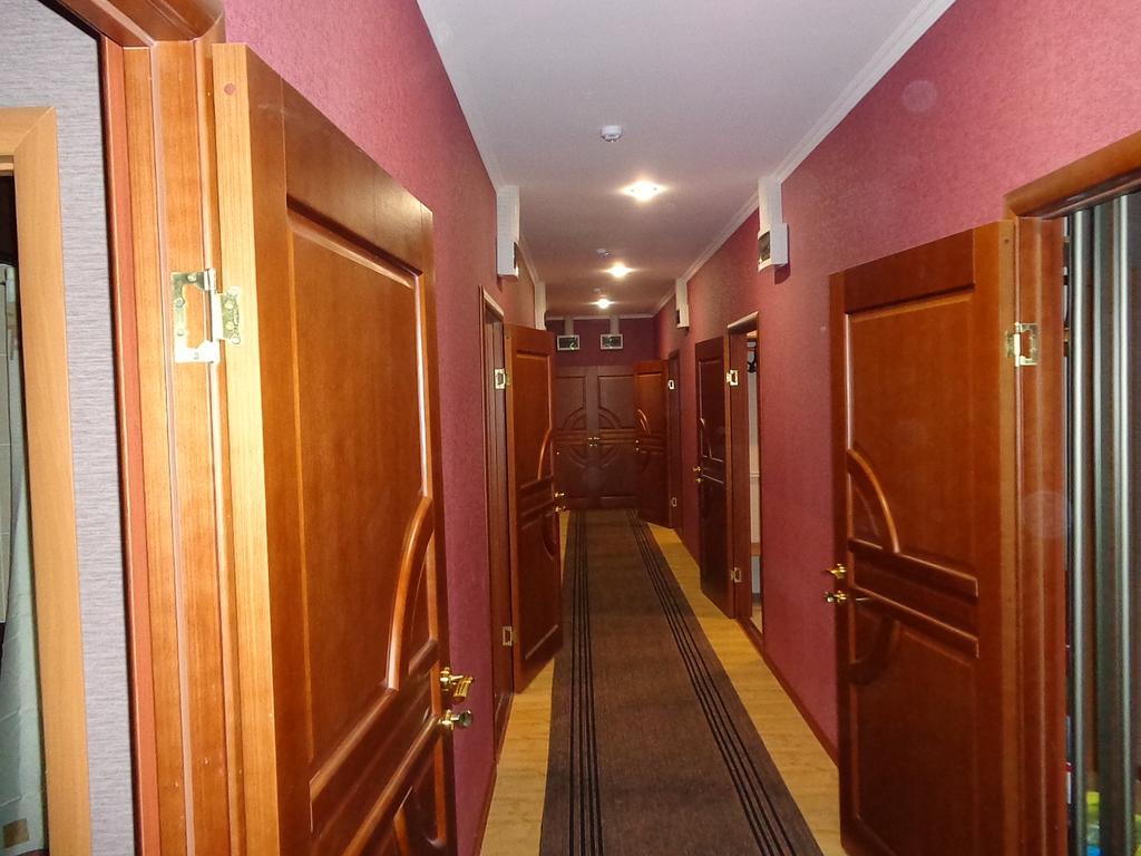 Hotel Barin Saratow Zimmer foto